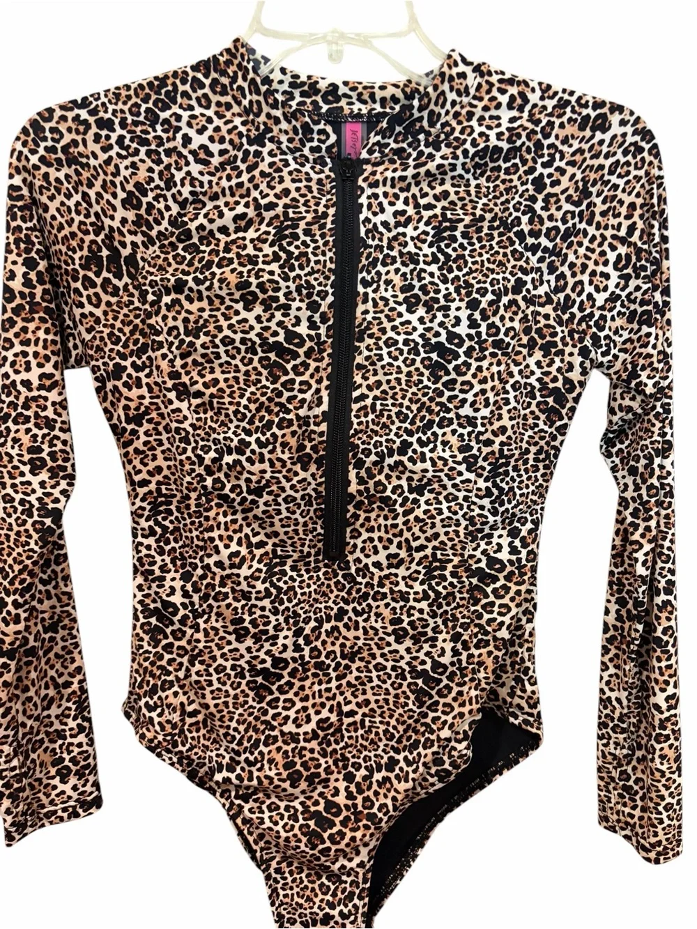 Betsey Johnson leopard Print long sleeve zip up rash guard swimsuit size medium